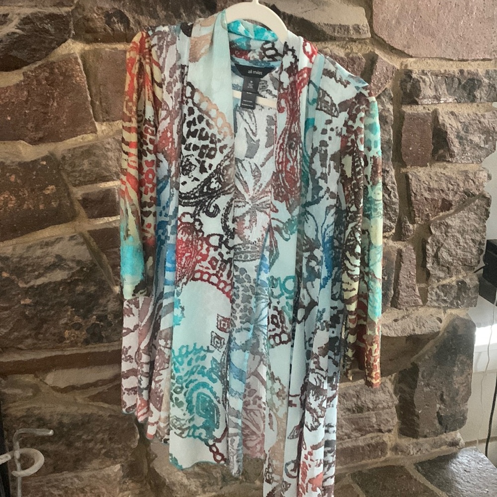 Stunning Ali Miles pullover